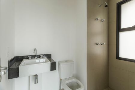 Banheiro de kitnet/studio à venda com 1 quarto, 27m² em Vila Olímpia, São Paulo