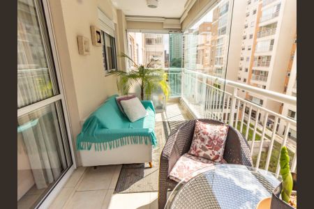 Apartamento para alugar com 82m², 3 quartos e 1 vagaVaranda