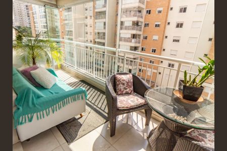 Apartamento para alugar com 82m², 3 quartos e 1 vagaVaranda