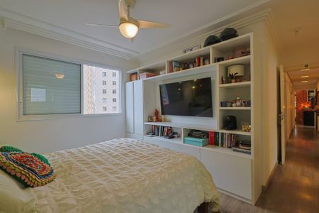 Apartamento à venda com 227m², 4 quartos e 3 vagas Apartamento à venda com 227m², 4 quartos e 3 vagasSuíte