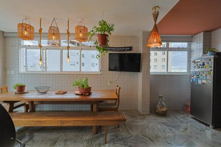 Apartamento à venda com 227m², 4 quartos e 3 vagas Apartamento à venda com 227m², 4 quartos e 3 vagasCobertura