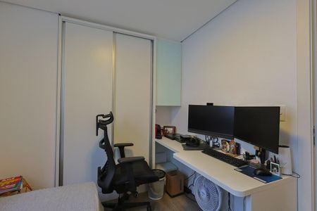Apartamento à venda com 227m², 4 quartos e 3 vagas Apartamento à venda com 227m², 4 quartos e 3 vagasQuarto 1