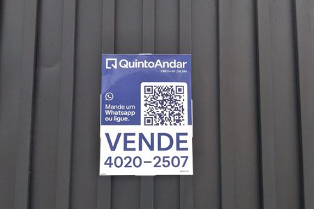 Casa à venda com 280m², 3 quartos e 8 vagas Casa à venda com 280m², 3 quartos e 8 vagasPlaca