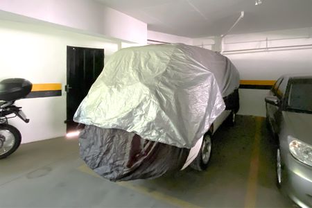 Apartamento à venda com 274m², 4 quartos e 3 vagas Apartamento à venda com 274m², 4 quartos e 3 vagasVagas