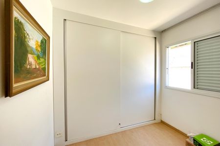 Apartamento à venda com 274m², 4 quartos e 3 vagas Apartamento à venda com 274m², 4 quartos e 3 vagasQuarto 1