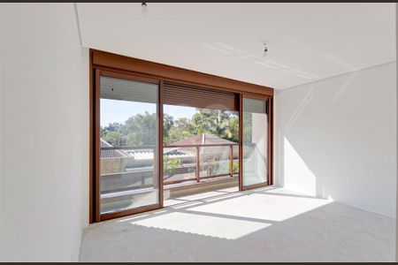 Casa à venda com 4 quartos, 670m² em Jardim dos Estados, São Paulo