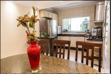 Casa à venda com 160m², 3 quartos e 2 vagasFoto 06