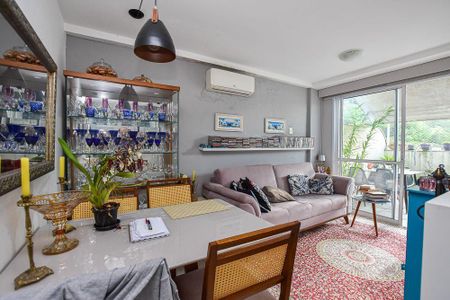 Apartamento à venda com 2 quartos, 81m² em Piratininga, Niterói