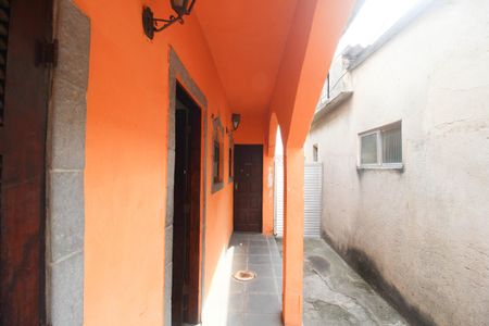 Varanda de casa para alugar com 1 quarto, 50m² em Manoel Reis I, Nilópolis