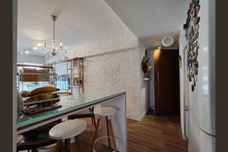 Apartamento à venda com 90m², 3 quartos e 2 vagasCozinha