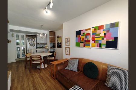 Apartamento à venda com 90m², 3 quartos e 2 vagasSala