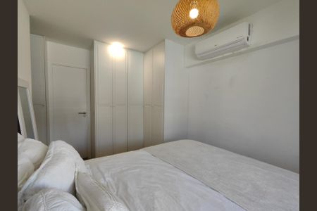 Apartamento à venda com 90m², 3 quartos e 2 vagasSuíte