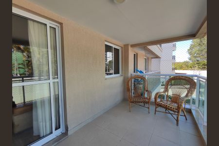 Apartamento à venda com 90m², 3 quartos e 2 vagasVaranda