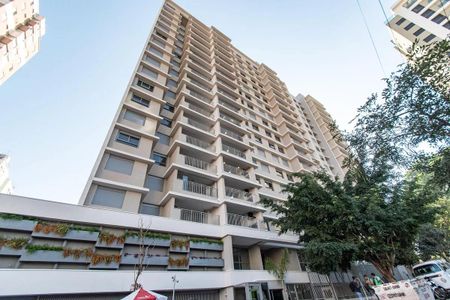 Apartamento à venda com 73m², 2 quartos e 1 vaga Apartamento à venda com 73m², 2 quartos e 1 vagaFachada e portaria