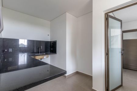 Apartamento à venda com 116m², 3 quartos e sem vaga Apartamento à venda com 116m², 3 quartos e sem vagaCozinha
