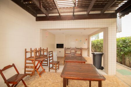 Apartamento à venda com 50m², 2 quartos e 1 vaga Apartamento à venda com 50m², 2 quartos e 1 vagaÁrea comum - Churrasqueira