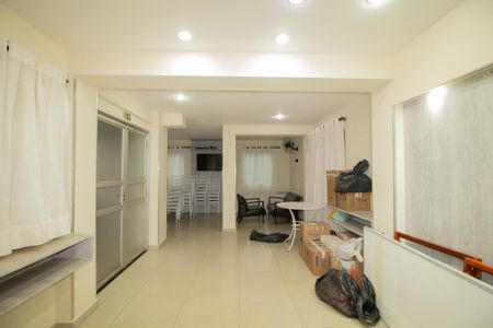 Apartamento à venda com 50m², 2 quartos e 1 vaga Apartamento à venda com 50m², 2 quartos e 1 vagaÁrea comum - Salão de festas