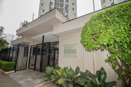 Apartamento à venda com 50m², 2 quartos e 1 vaga Apartamento à venda com 50m², 2 quartos e 1 vagaFachada