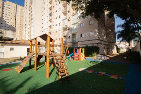 Apartamento à venda com 50m², 2 quartos e 1 vaga Apartamento à venda com 50m², 2 quartos e 1 vagaÁrea comum - Playground