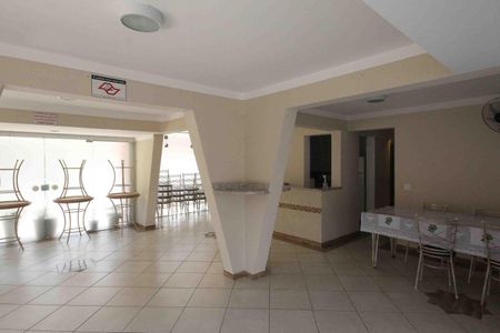 Apartamento para alugar com 52m², 2 quartos e 1 vaga Apartamento para alugar com 52m², 2 quartos e 1 vagaÁrea comum - Salão de festas