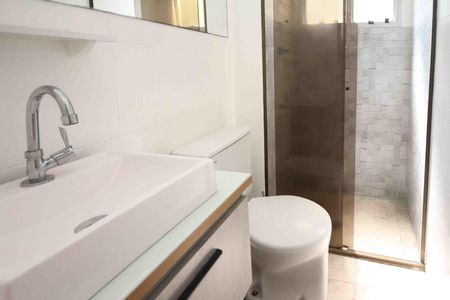 Apartamento para alugar com 52m², 2 quartos e 1 vaga Apartamento para alugar com 52m², 2 quartos e 1 vagaBanheiro