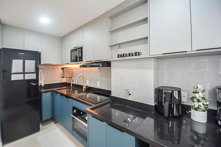 Apartamento à venda com 55m², 2 quartos e 1 vagaCozinha e Área de Serviço