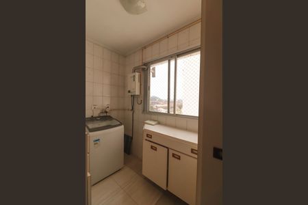 Apartamento à venda com 132m², 3 quartos e 2 vagas Apartamento à venda com 132m², 3 quartos e 2 vagasÁrea de Serviço