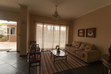 Apartamento à venda com 132m², 3 quartos e 2 vagas Apartamento à venda com 132m², 3 quartos e 2 vagasÁrea comum