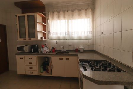 Apartamento à venda com 132m², 3 quartos e 2 vagas Apartamento à venda com 132m², 3 quartos e 2 vagasCozinha