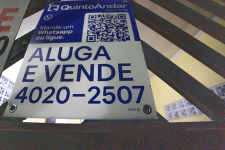 Casa à venda com 132m², 2 quartos e 2 vagas Casa à venda com 132m², 2 quartos e 2 vagasPlaca