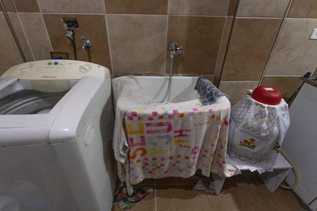 Casa à venda com 132m², 2 quartos e 2 vagas Casa à venda com 132m², 2 quartos e 2 vagasÁrea de serviço