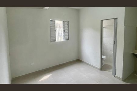 Quarto de casa para alugar com 1 quarto, 50m² em Jardim Rosa de Franca, Guarulhos