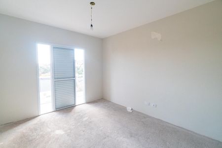 Casa à venda com 125m², 3 quartos e 2 vagasSuíte