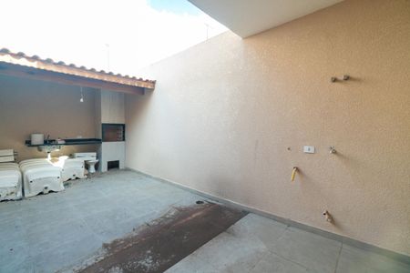 Casa à venda com 125m², 3 quartos e 2 vagasLavanderia