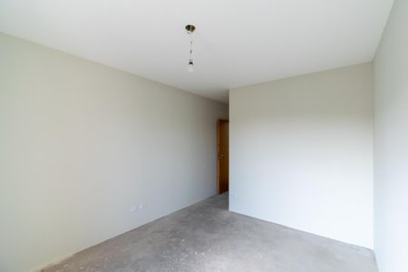 Casa à venda com 125m², 3 quartos e 2 vagasSuíte