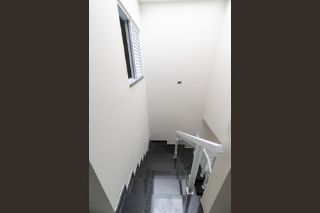 Casa à venda com 125m², 3 quartos e 2 vagasEscadas