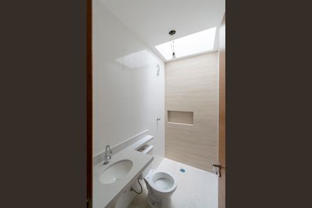 Casa à venda com 125m², 3 quartos e 2 vagasBanheiro da Suíte