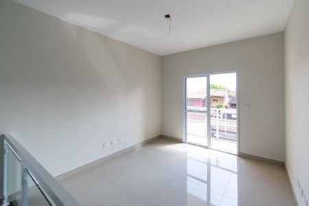 Sala de casa à venda com 3 quartos, 125m² em Cidade Domitila, São Paulo