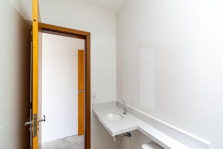 Casa à venda com 125m², 3 quartos e 2 vagasBanheiro da Suíte