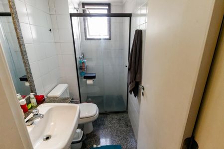 Apartamento à venda com 150m², 3 quartos e 3 vagasBanheiro da Suíte 2