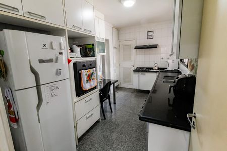 Apartamento à venda com 150m², 3 quartos e 3 vagasCozinha