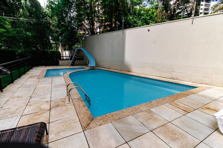 Apartamento à venda com 150m², 3 quartos e 3 vagasÁrea comum - Piscina