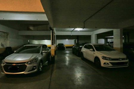 Studio à venda com 29m², 1 quarto e 1 vaga Studio à venda com 29m², 1 quarto e 1 vagaGaragem