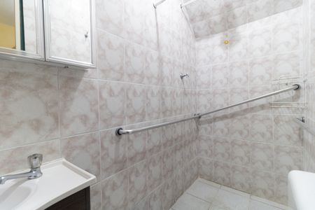 Casa para alugar com 64m², 1 quarto e sem vaga Casa para alugar com 64m², 1 quarto e sem vagaBanheiro