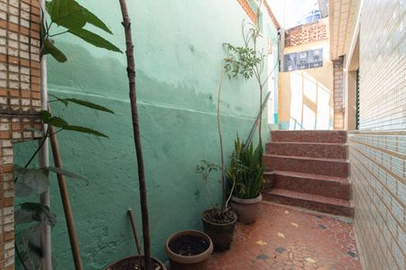 Casa para alugar com 64m², 1 quarto e sem vaga Casa para alugar com 64m², 1 quarto e sem vagaEntrada