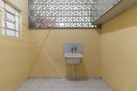 Casa para alugar com 64m², 1 quarto e sem vaga Casa para alugar com 64m², 1 quarto e sem vagaLavanderia
