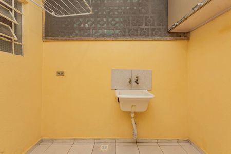 Casa para alugar com 64m², 1 quarto e sem vagaÁrea de Serviço