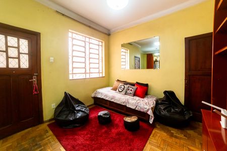 Apartamento à venda com 70m², 4 quartos e sem vagaSala