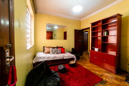 Apartamento à venda com 70m², 4 quartos e sem vagaSala