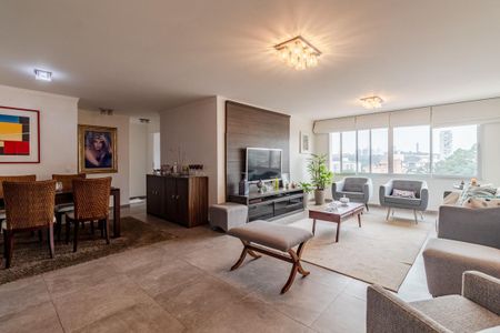 Sala de apartamento à venda com 3 quartos, 140m² em Vila Madalena, São Paulo
